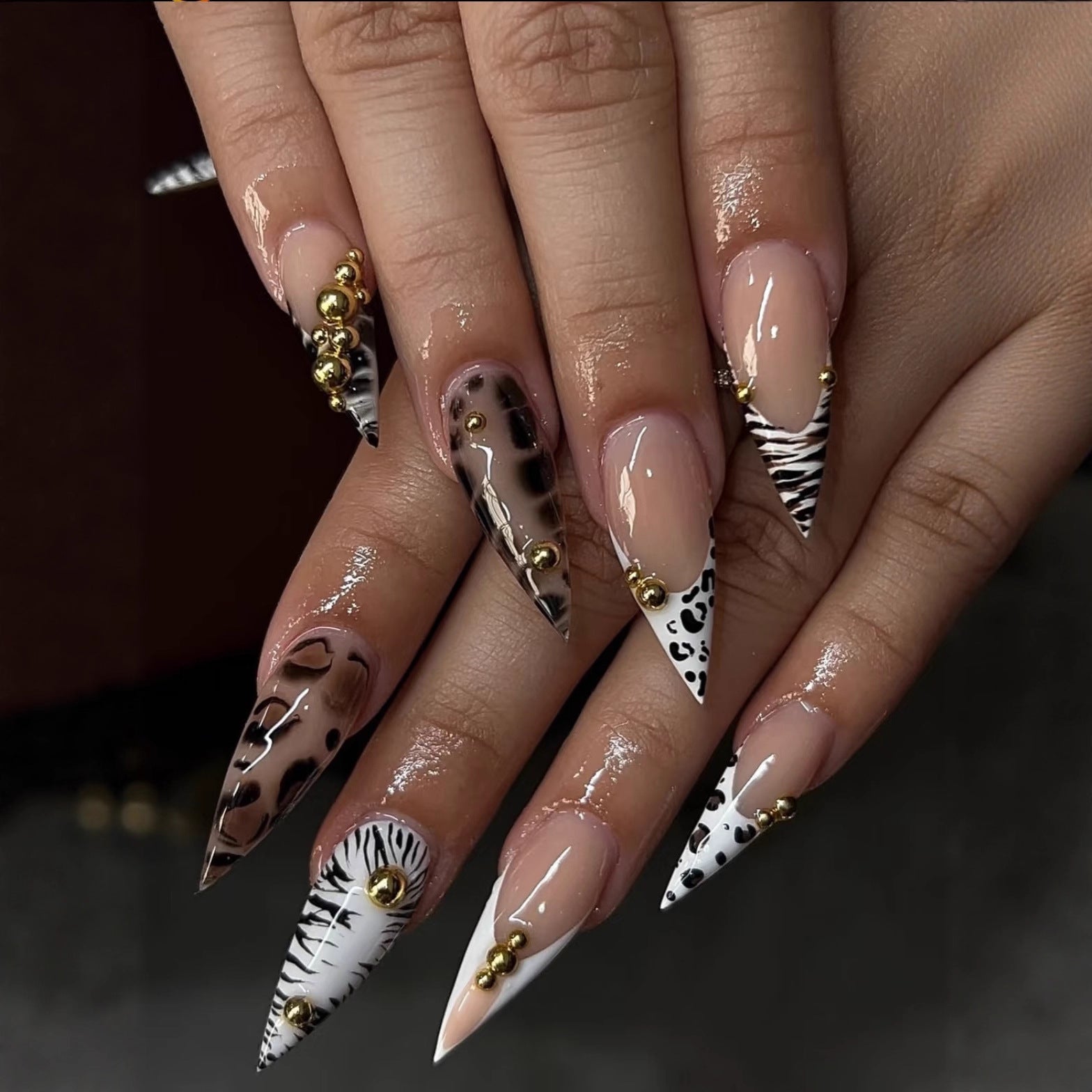 Wild Luxe — 1 Set